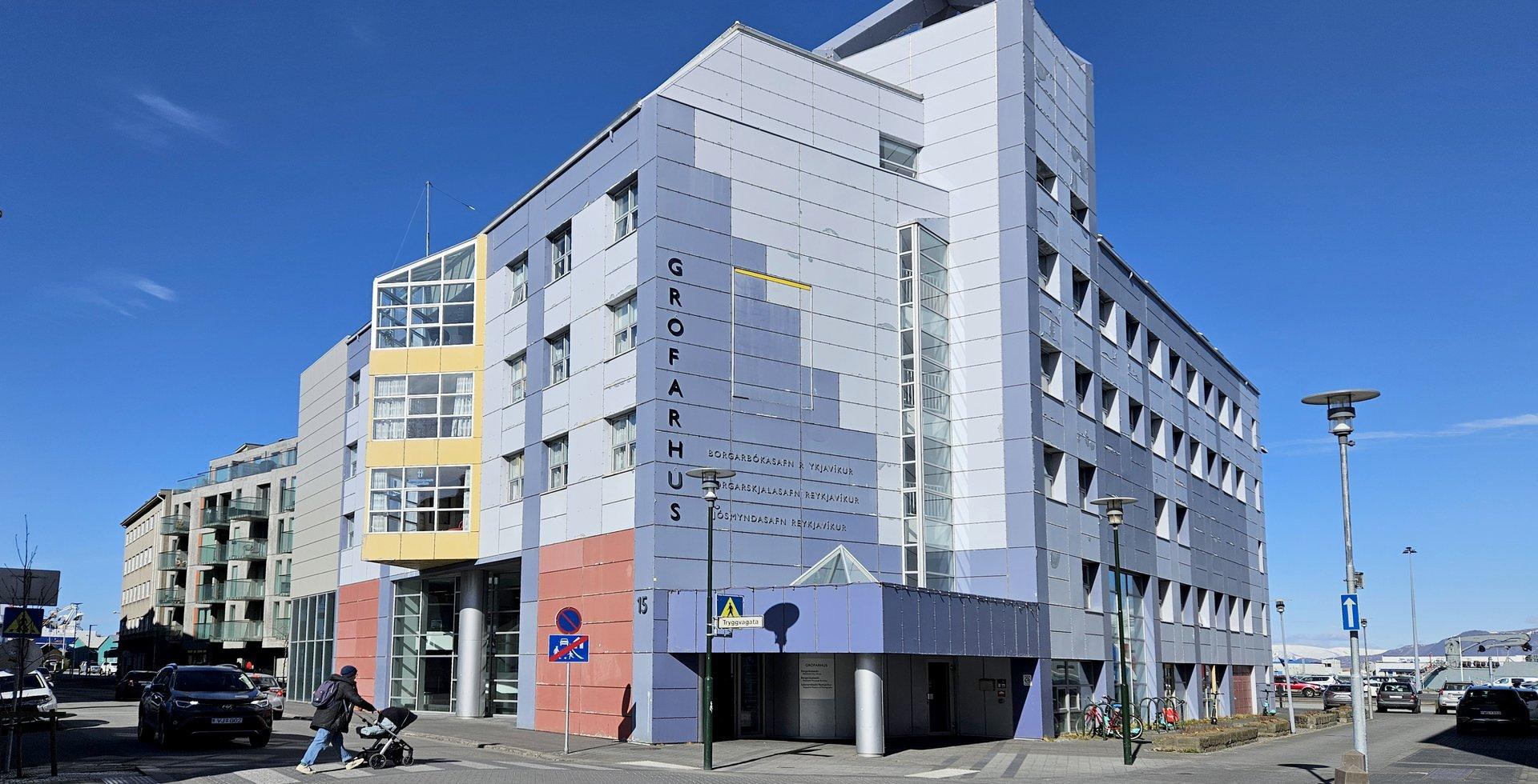 Ertu að læra íslensku? - Leiðsögn á auðskilinni íslensku