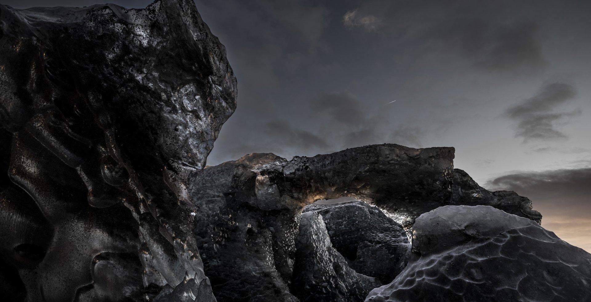 Opening | Kristján Maack - Sleeping Giants